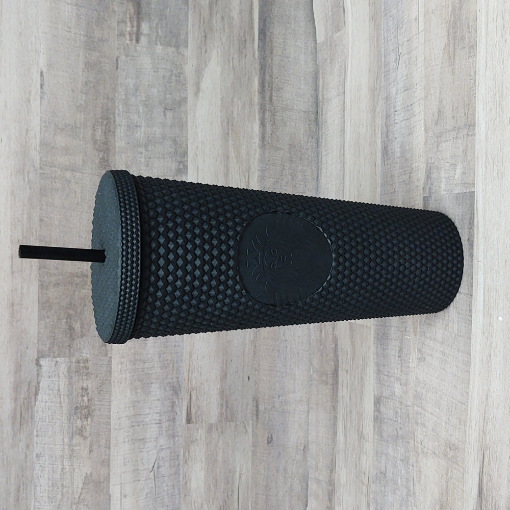Starbucks~Matte Black Studded Tumbler~24oz Venti~EUC